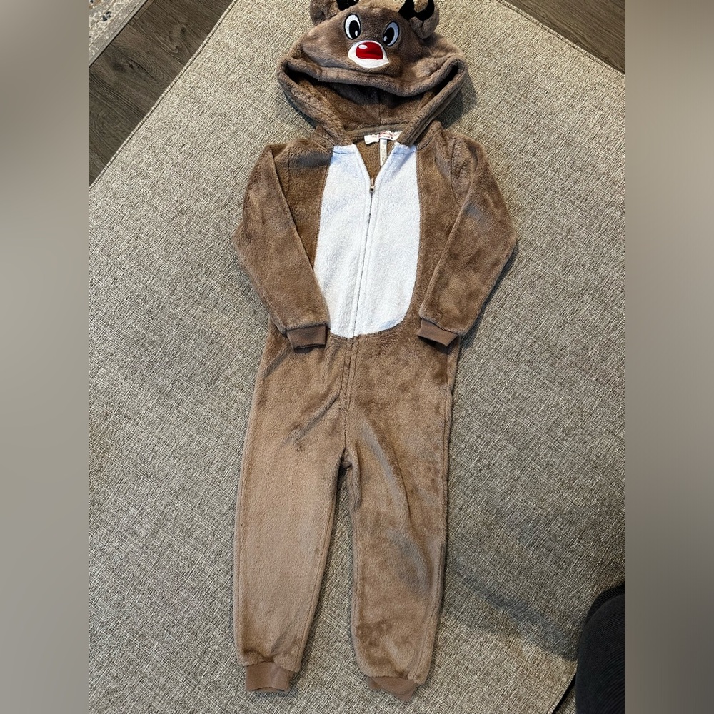 Reindeer holiday pajamas